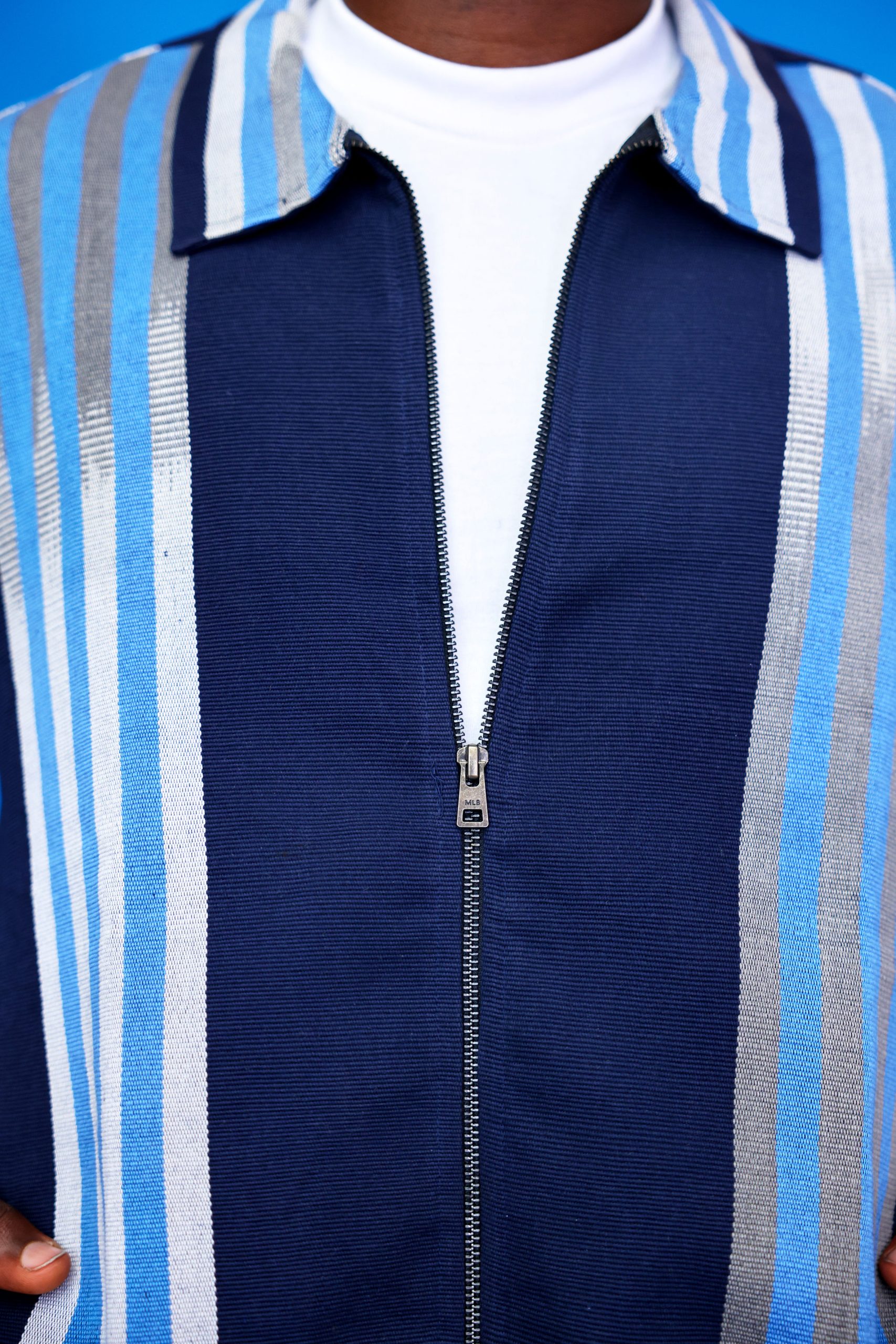 ARIKÉ Aso Oke Heritage Zip Jacket Blue Unisex - Image 4